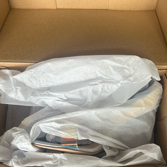 NIB New Hanna Transparent Iridescent Heeled Sandals - Picture 12 of 15